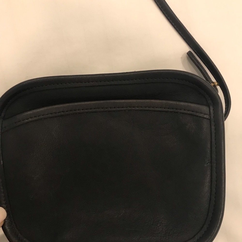 Vintage Coach crossbody bag